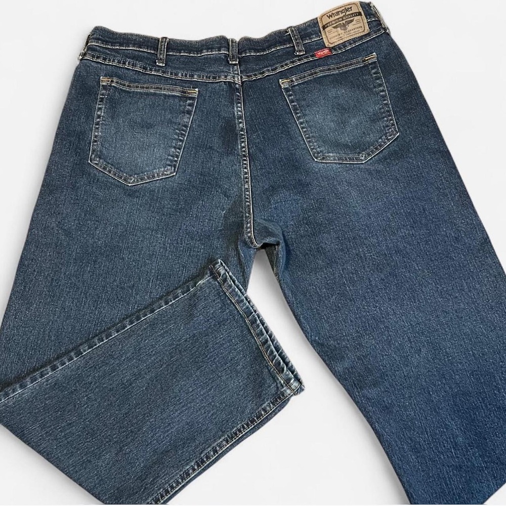 Navy blue Wrangler straight leg jeans for men 1007FXWXD Sz 38x29 - Picture 2 of 5